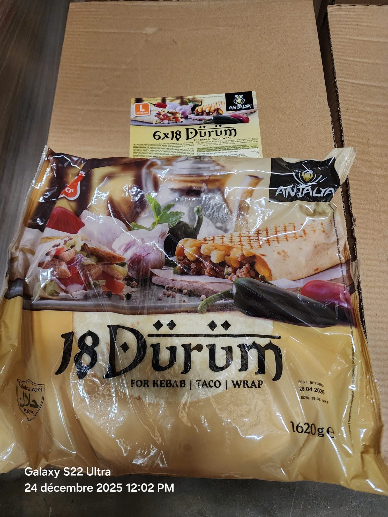 Galettes dürüm photographiées dans le stock